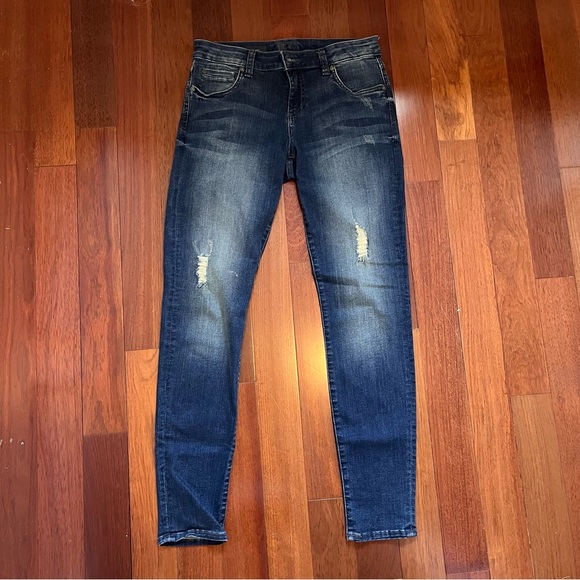 NWOT KUT from the Cloth MIA Toothpick Skinny Distressed Jeans. Size: 8. - Picture 1 of 14